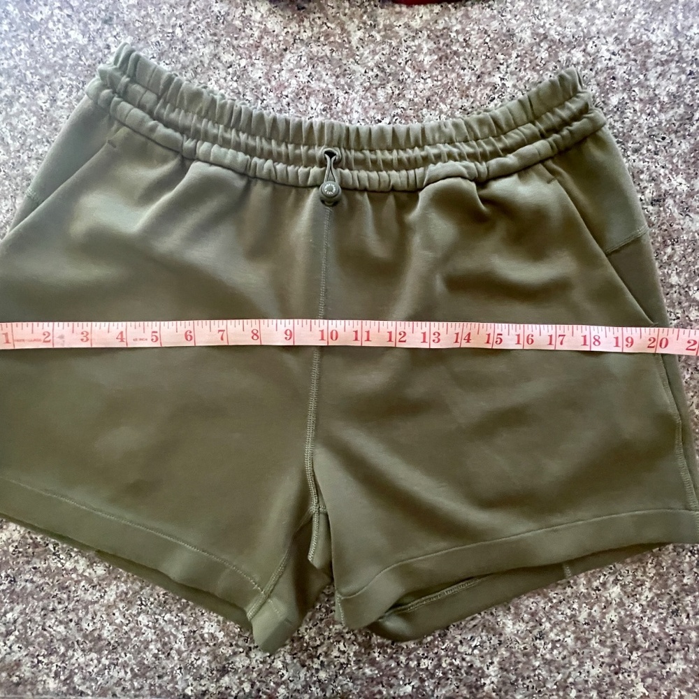 Colorfulkoala Women's High Waisted Shorts  Size Medium set of 2 - Picture 9 of 16